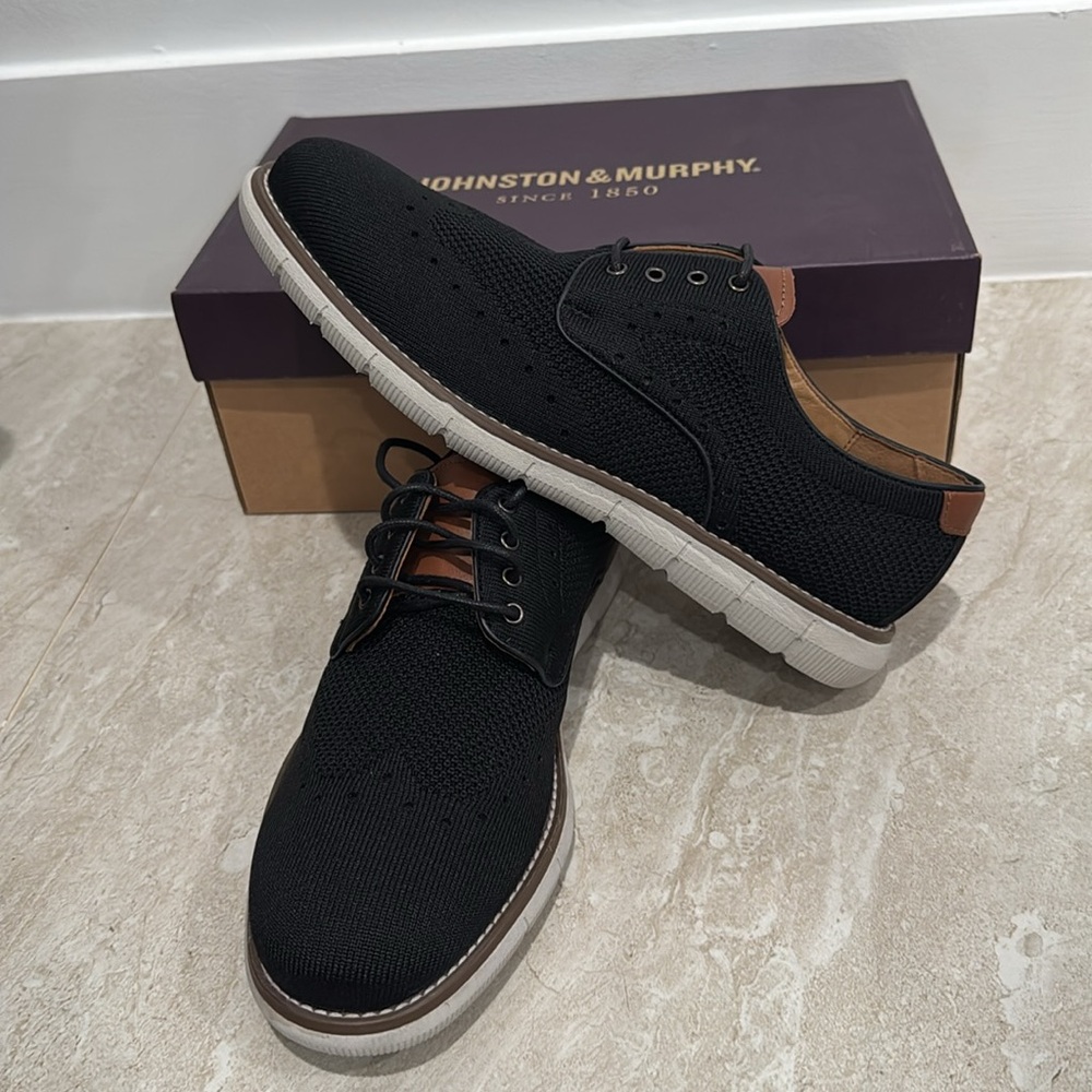 Johnston & Murphy Black and White Men's Oxfords